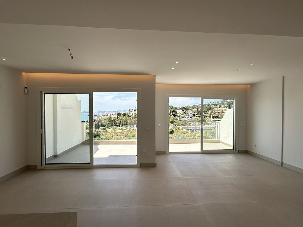 4 Bed Townhouse for sale in Torrequebrada Costa Del Sol, Málaga, Spain