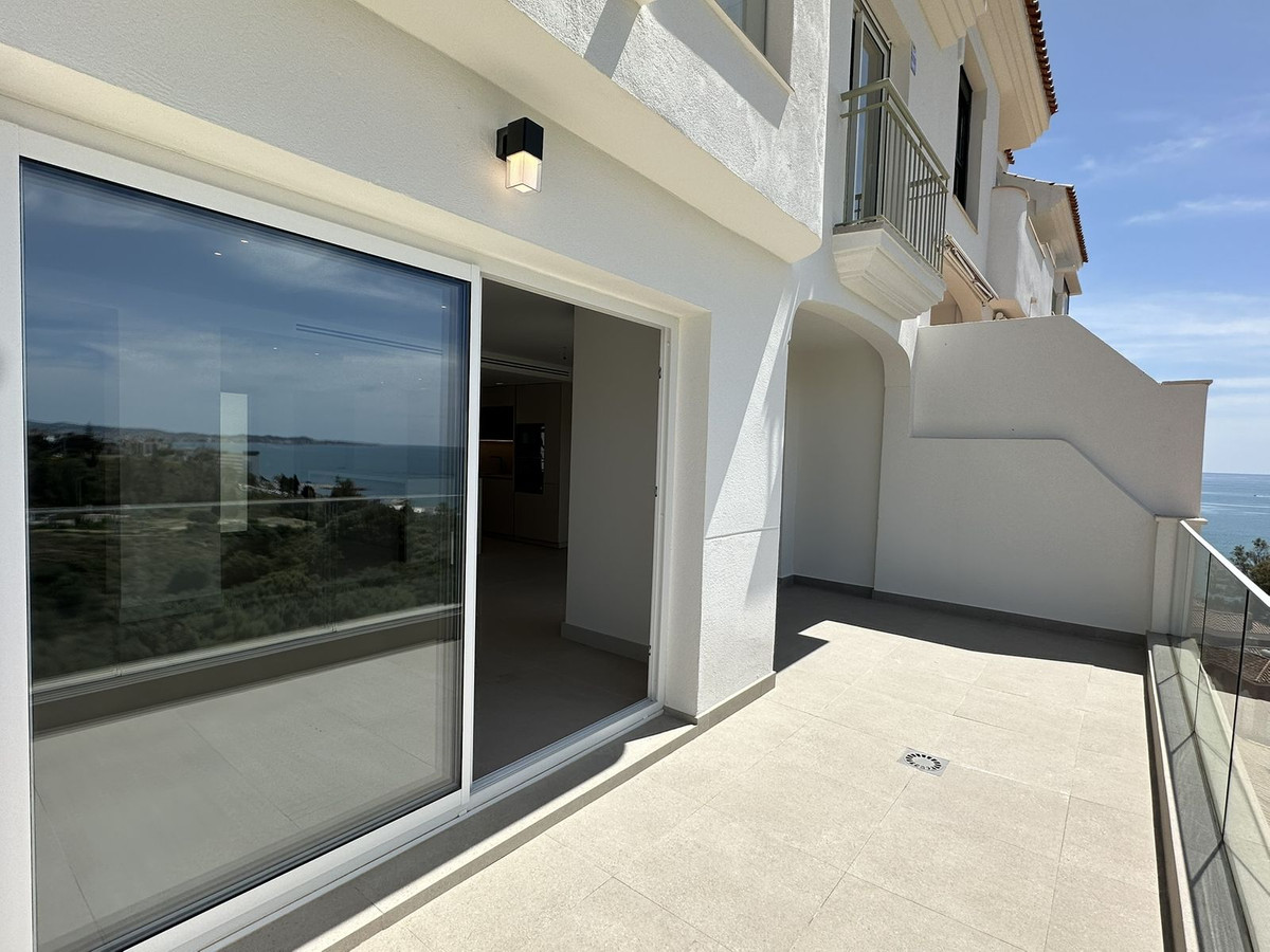 4 Bed Townhouse for sale in Torrequebrada Costa Del Sol, Málaga, Spain