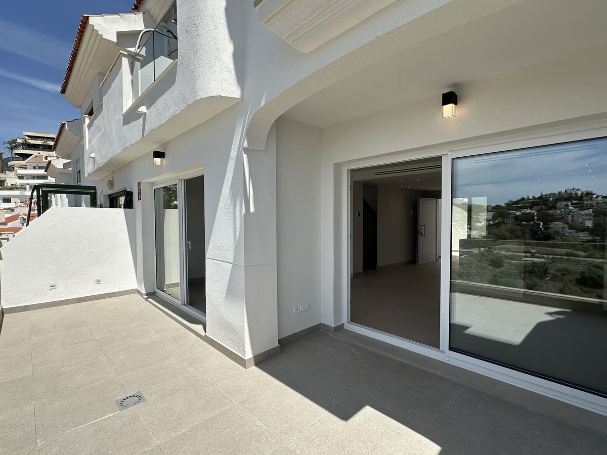 4 Bed Townhouse for sale in Torrequebrada Costa Del Sol, Málaga, Spain