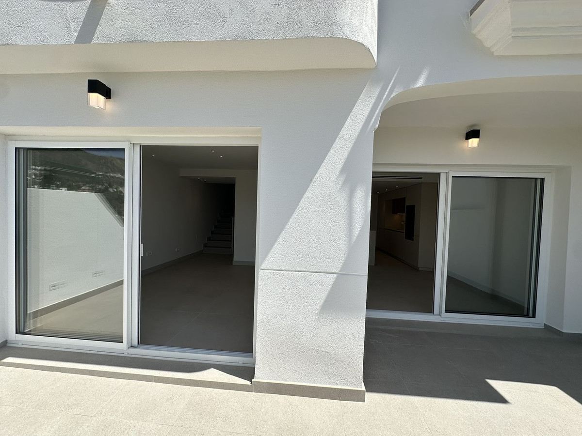 4 Bed Townhouse for sale in Torrequebrada Costa Del Sol, Málaga, Spain