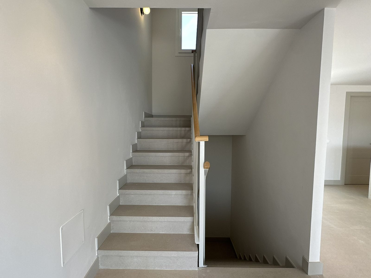 4 Bed Townhouse for sale in Torrequebrada Costa Del Sol, Málaga, Spain