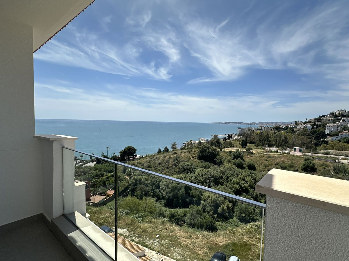 4 Bed Townhouse for sale in Torrequebrada Costa Del Sol, Málaga, Spain