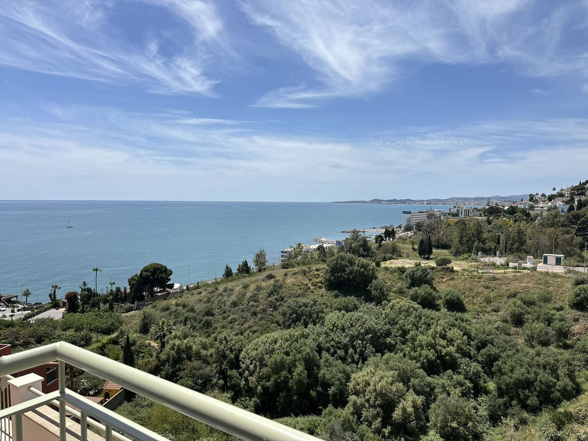 4 Bed Townhouse for sale in Torrequebrada Costa Del Sol, Málaga, Spain