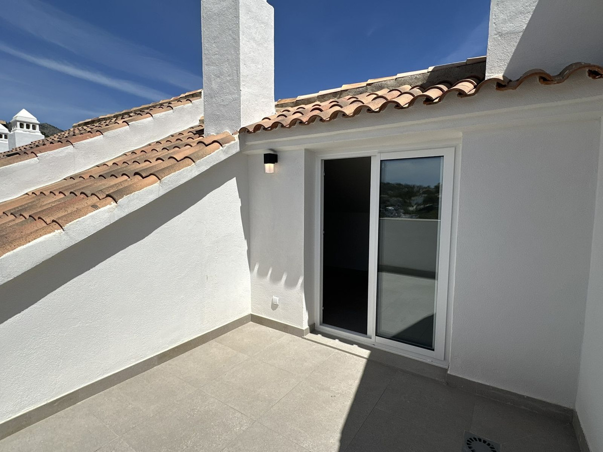 4 Bed Townhouse for sale in Torrequebrada Costa Del Sol, Málaga, Spain