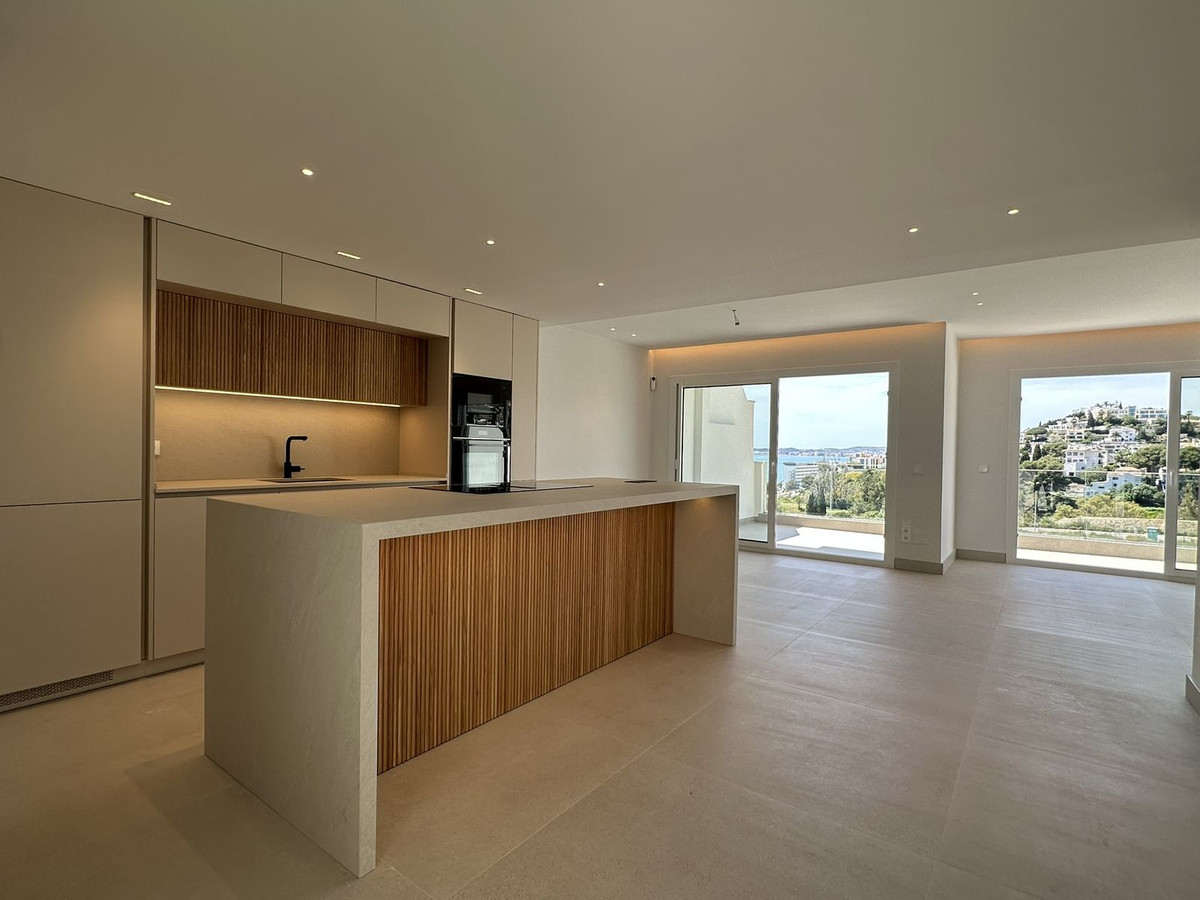 4 Bed Townhouse for sale in Torrequebrada Costa Del Sol, Málaga, Spain