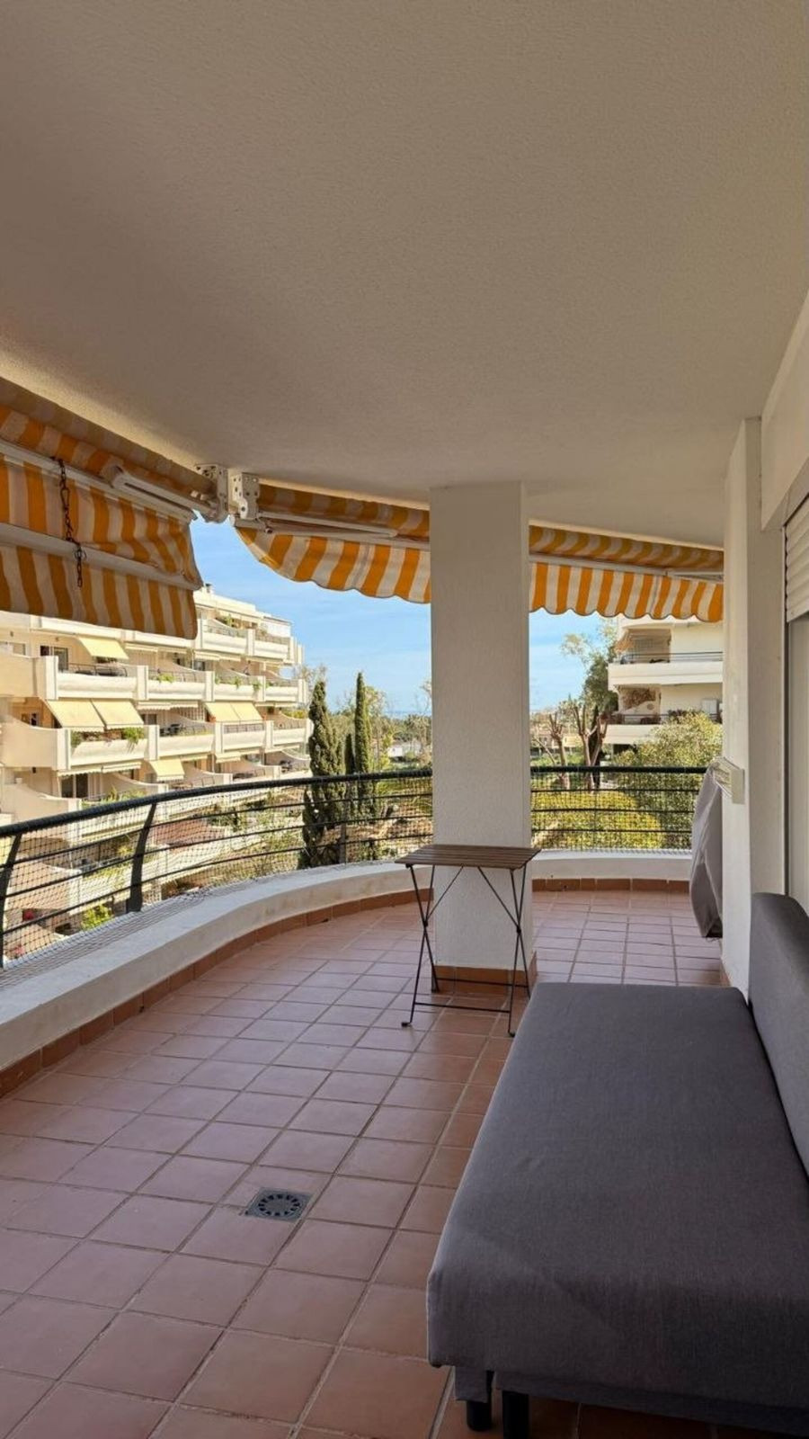 Se vende Apartamento Planta Media de 3 dormitorios en Costa Del Sol, Málaga, España