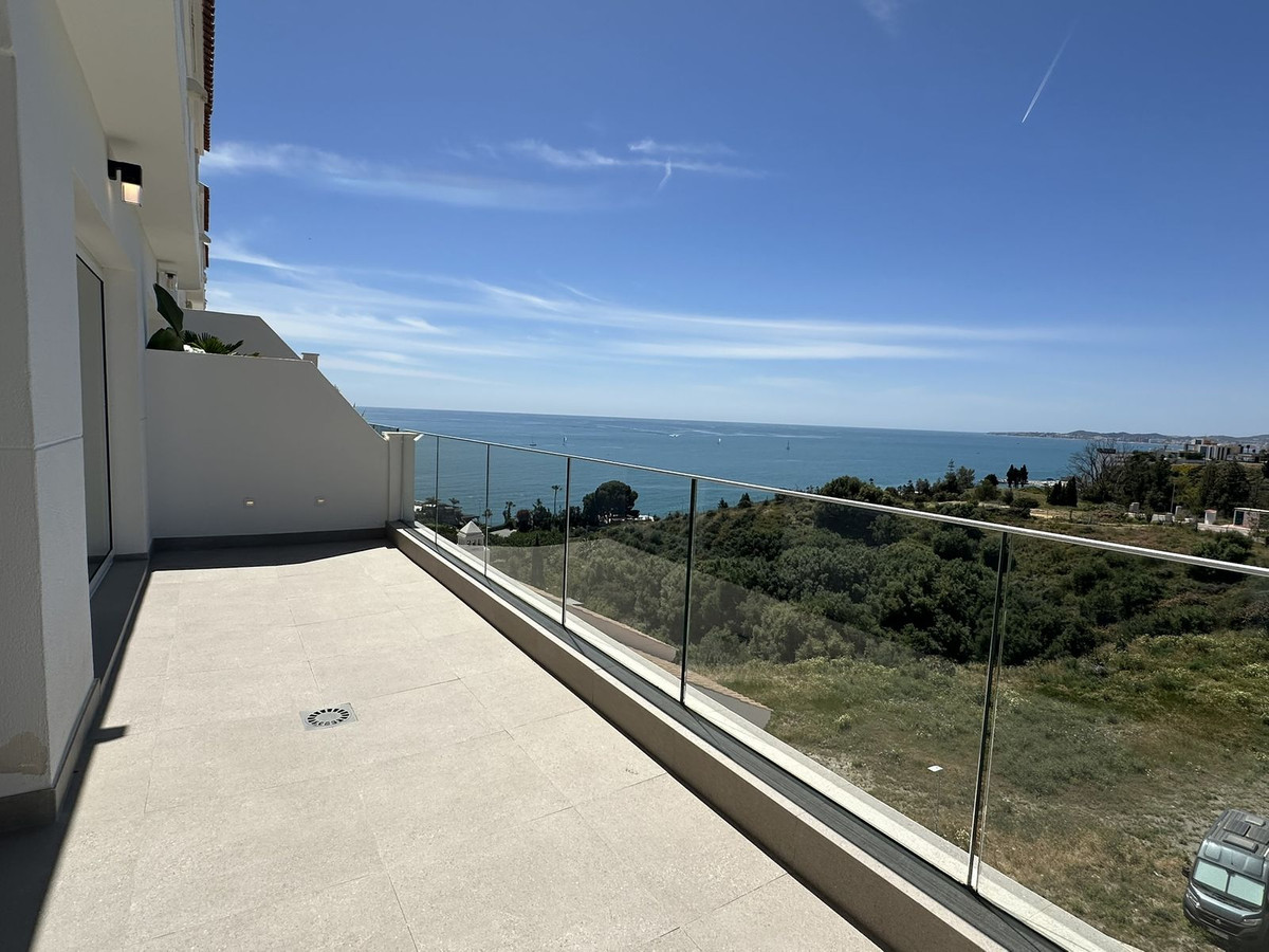 4 Bed Townhouse for sale in Torrequebrada Costa Del Sol, Málaga, Spain