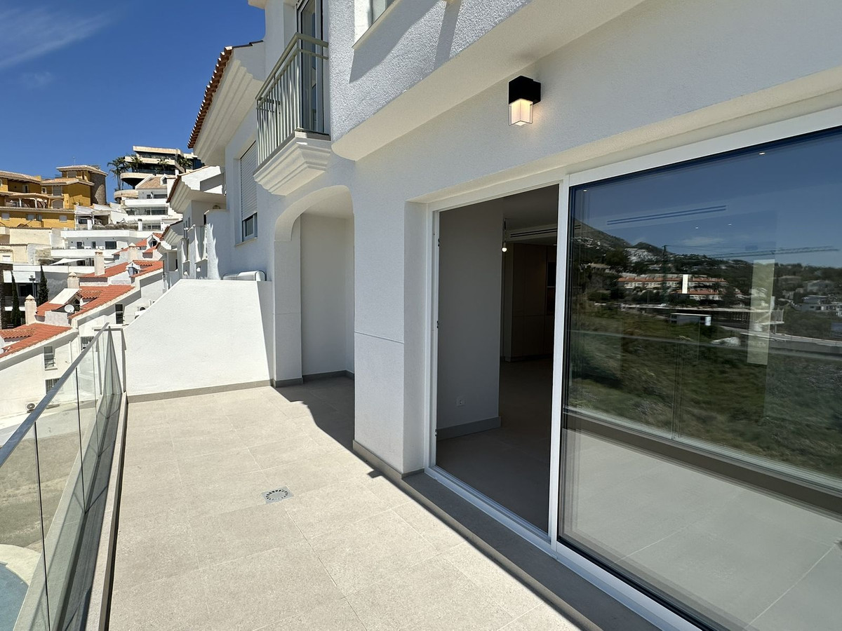 4 Bed Townhouse for sale in Torrequebrada Costa Del Sol, Málaga, Spain
