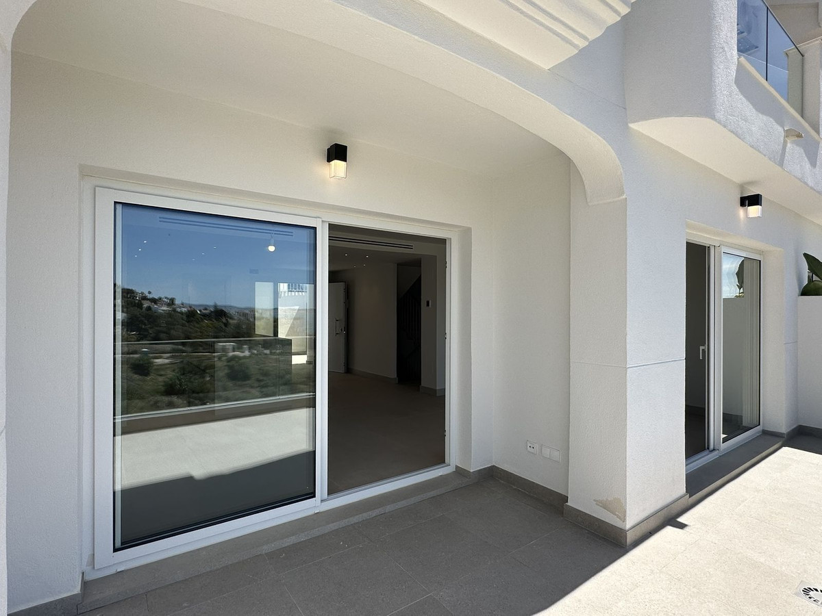 4 Bed Townhouse for sale in Torrequebrada Costa Del Sol, Málaga, Spain