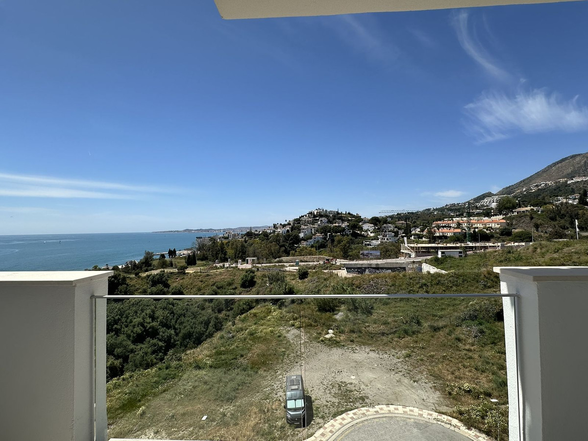 4 Bed Townhouse for sale in Torrequebrada Costa Del Sol, Málaga, Spain