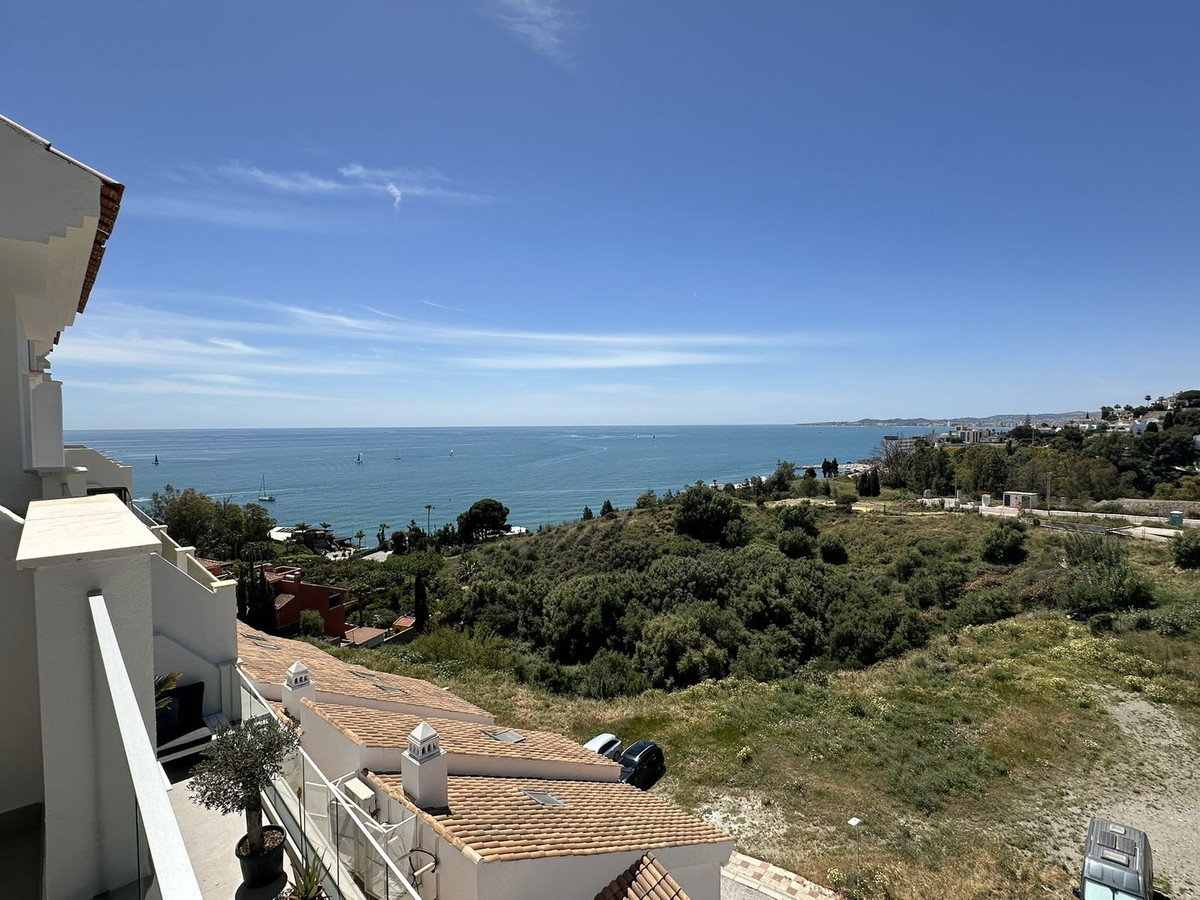 4 Bed Townhouse for sale in Torrequebrada Costa Del Sol, Málaga, Spain