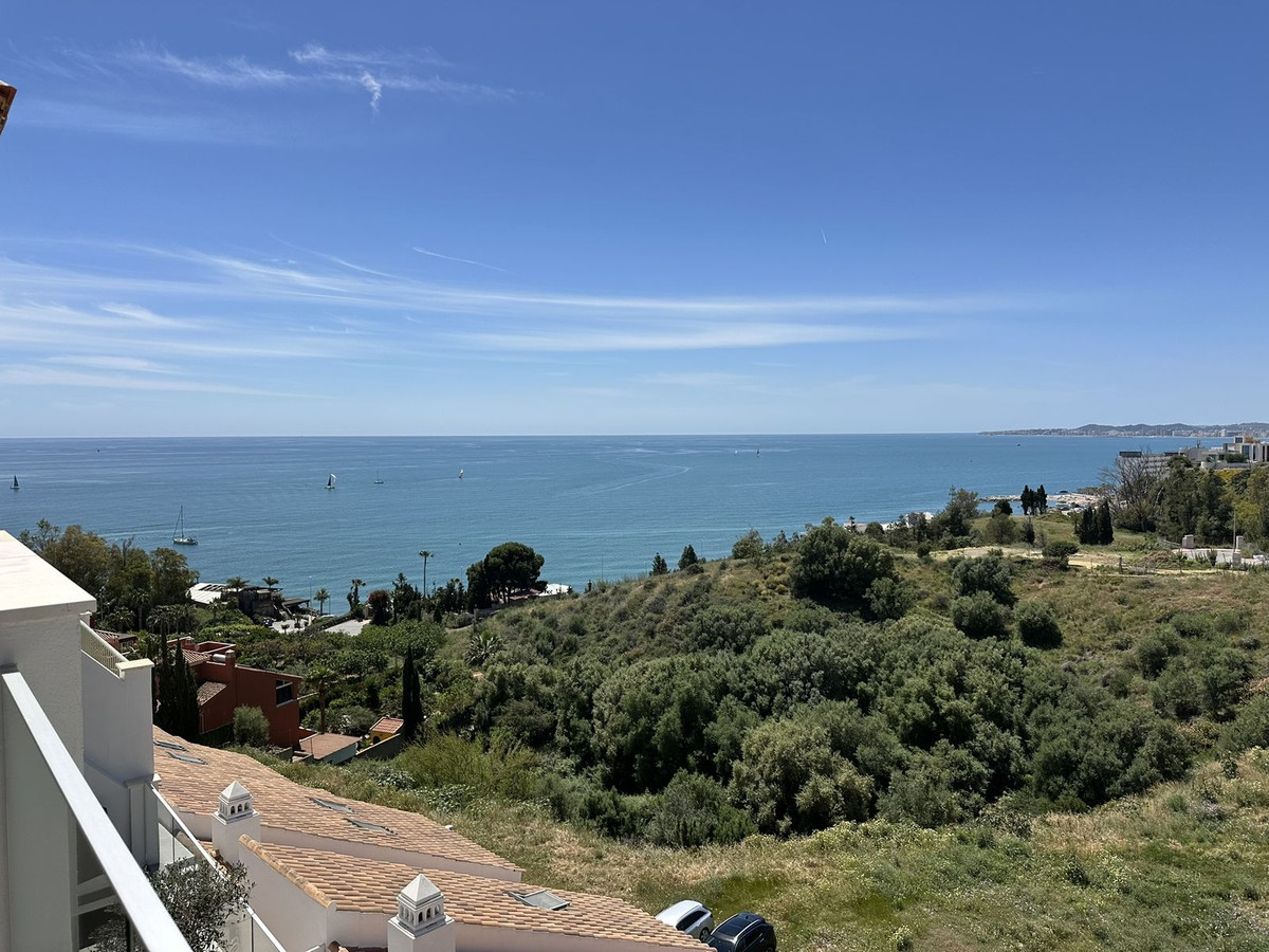 4 Bed Townhouse for sale in Torrequebrada Costa Del Sol, Málaga, Spain