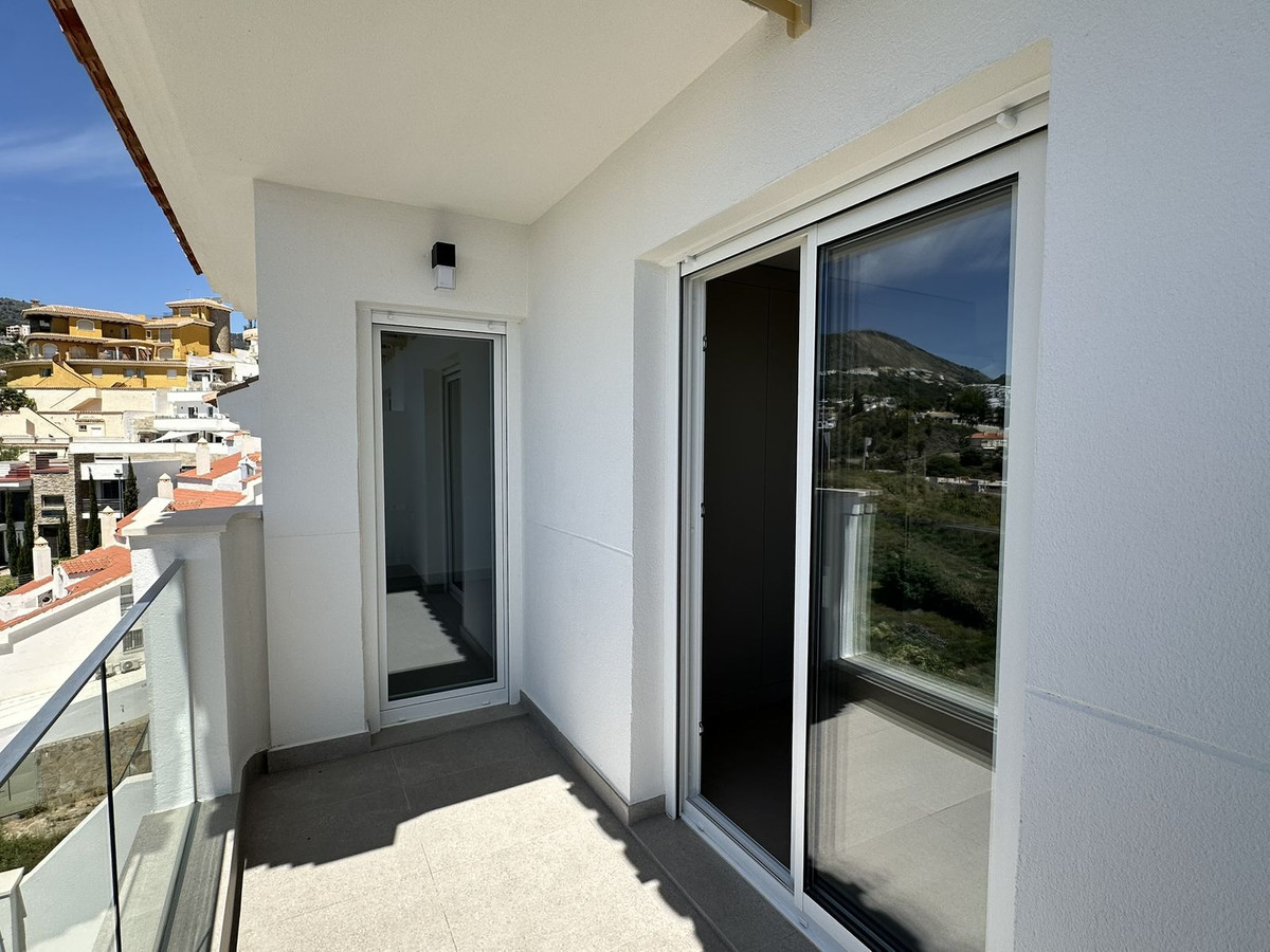 4 Bed Townhouse for sale in Torrequebrada Costa Del Sol, Málaga, Spain