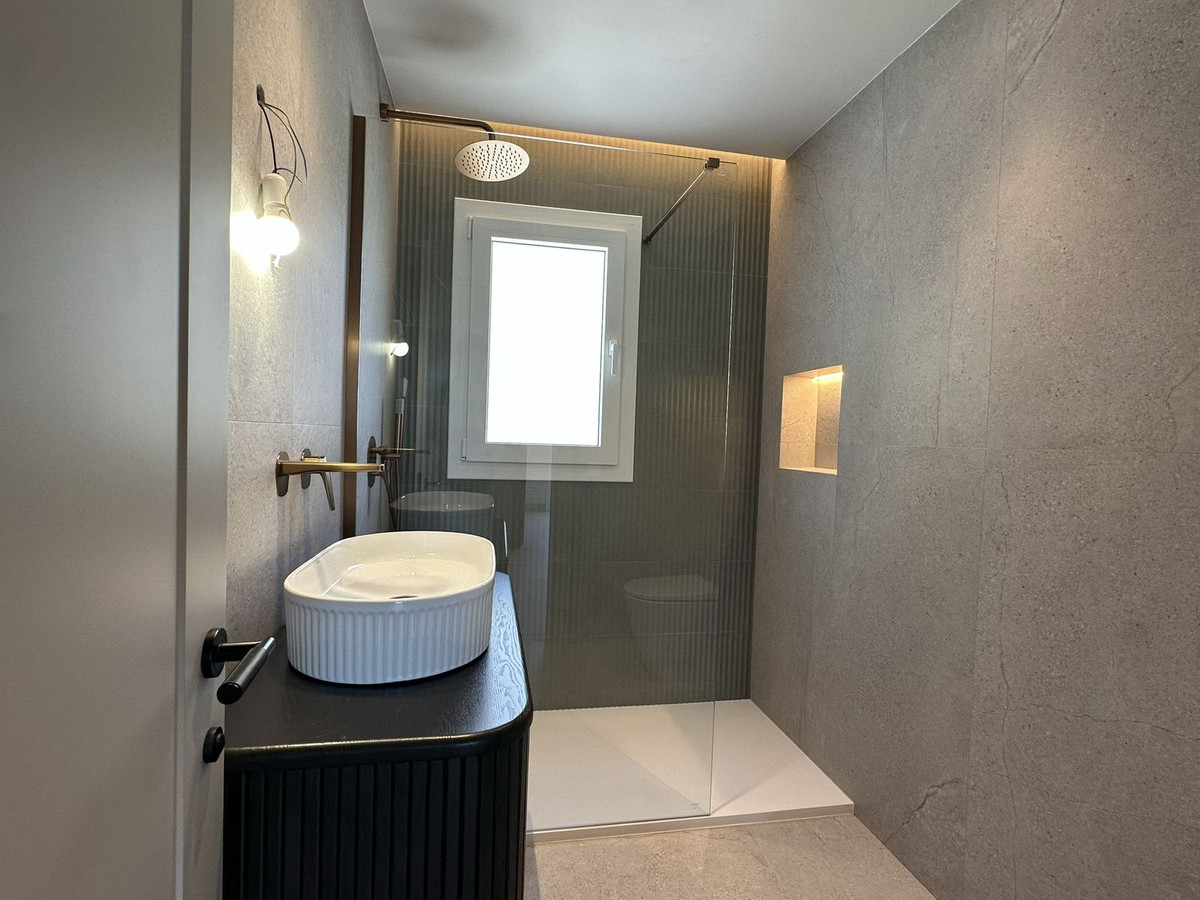 4 Bed Townhouse for sale in Torrequebrada Costa Del Sol, Málaga, Spain
