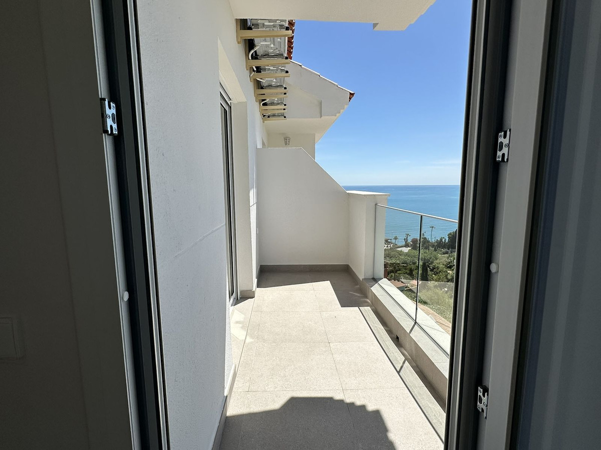 4 Bed Townhouse for sale in Torrequebrada Costa Del Sol, Málaga, Spain
