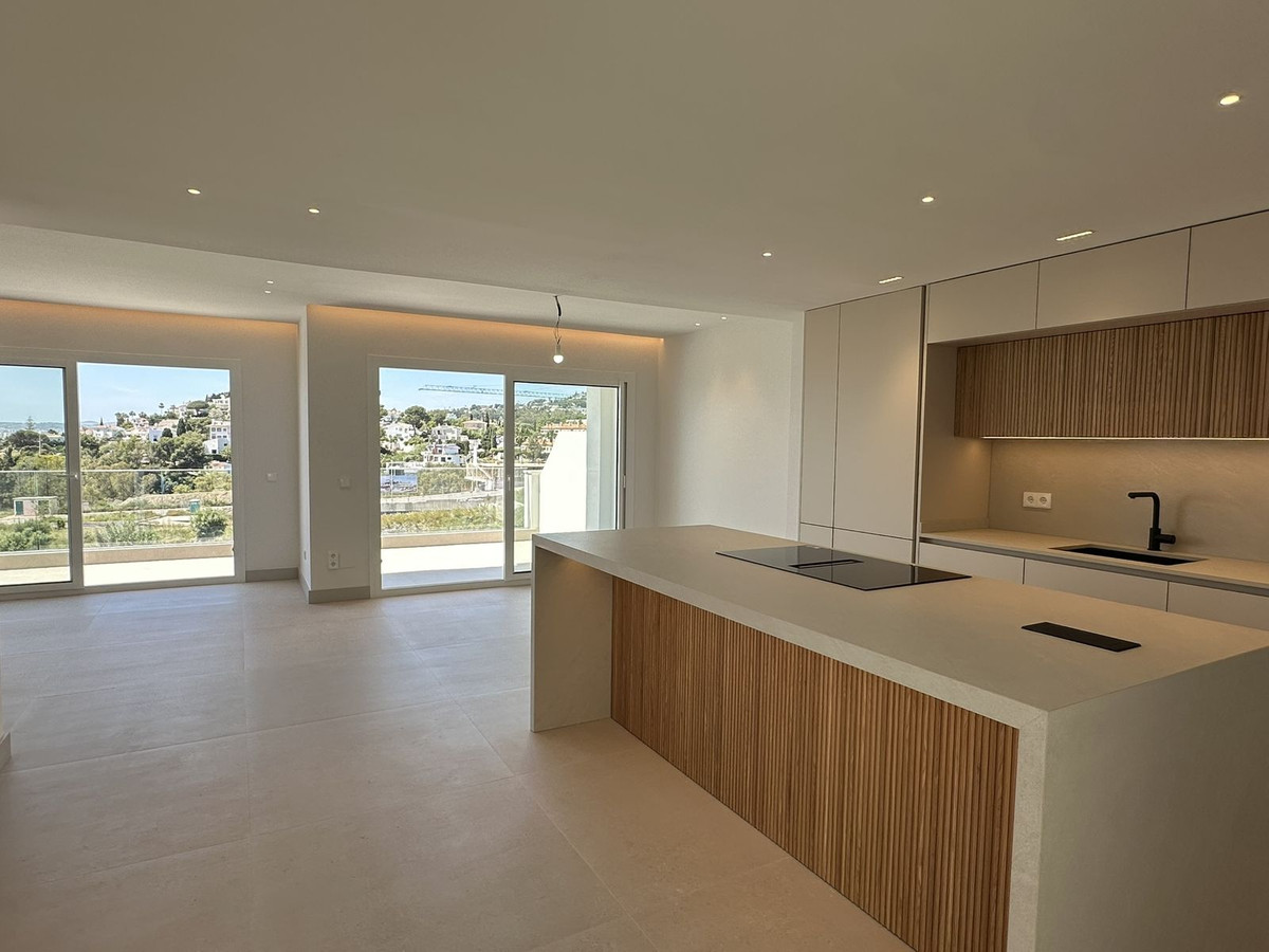 4 Bed Townhouse for sale in Torrequebrada Costa Del Sol, Málaga, Spain