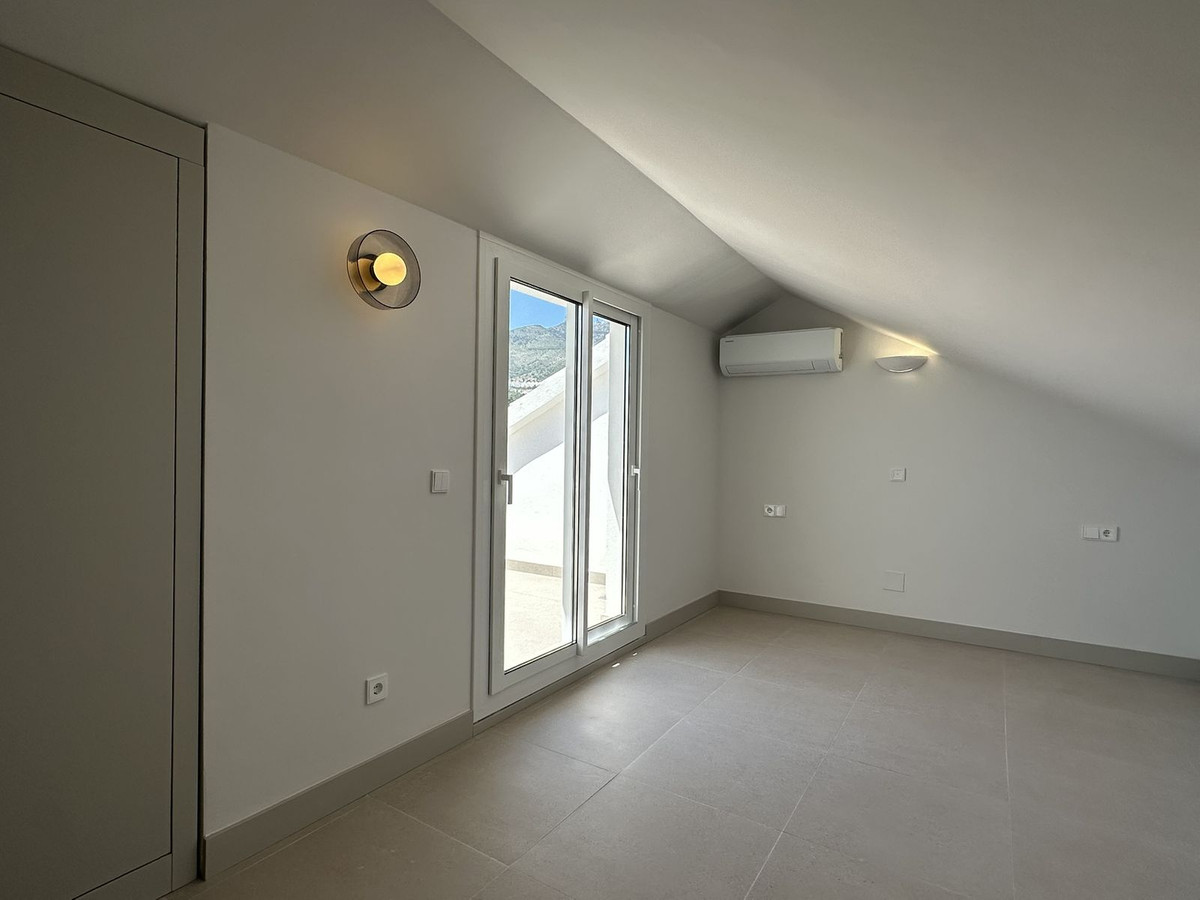 4 Bed Townhouse for sale in Torrequebrada Costa Del Sol, Málaga, Spain