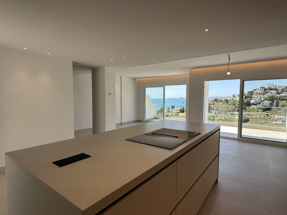 4 Bed Townhouse for sale in Torrequebrada Costa Del Sol, Málaga, Spain