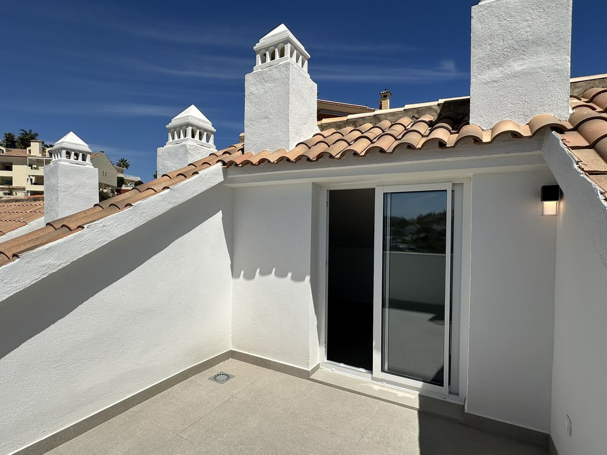 4 Bed Townhouse for sale in Torrequebrada Costa Del Sol, Málaga, Spain