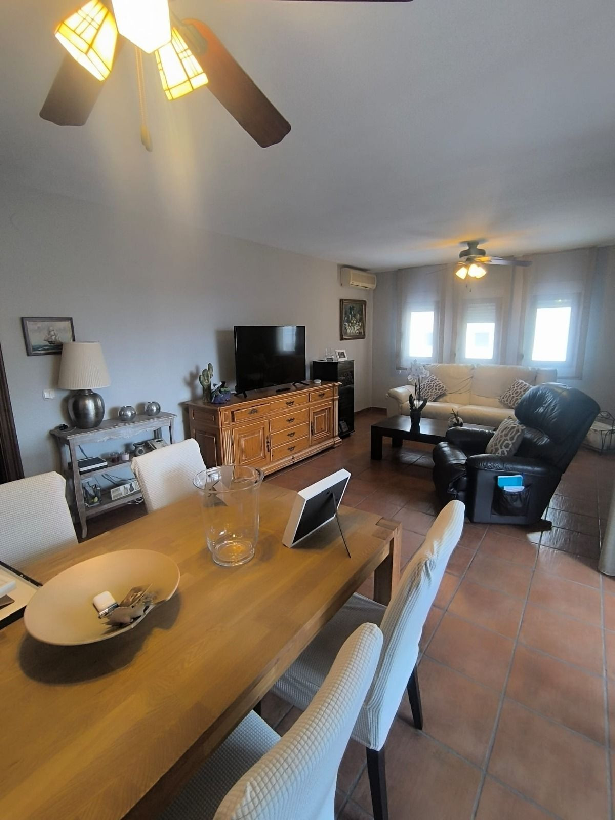 Se vende Apartamento Planta Media de 3 dormitorios en Costa Del Sol, Málaga, España