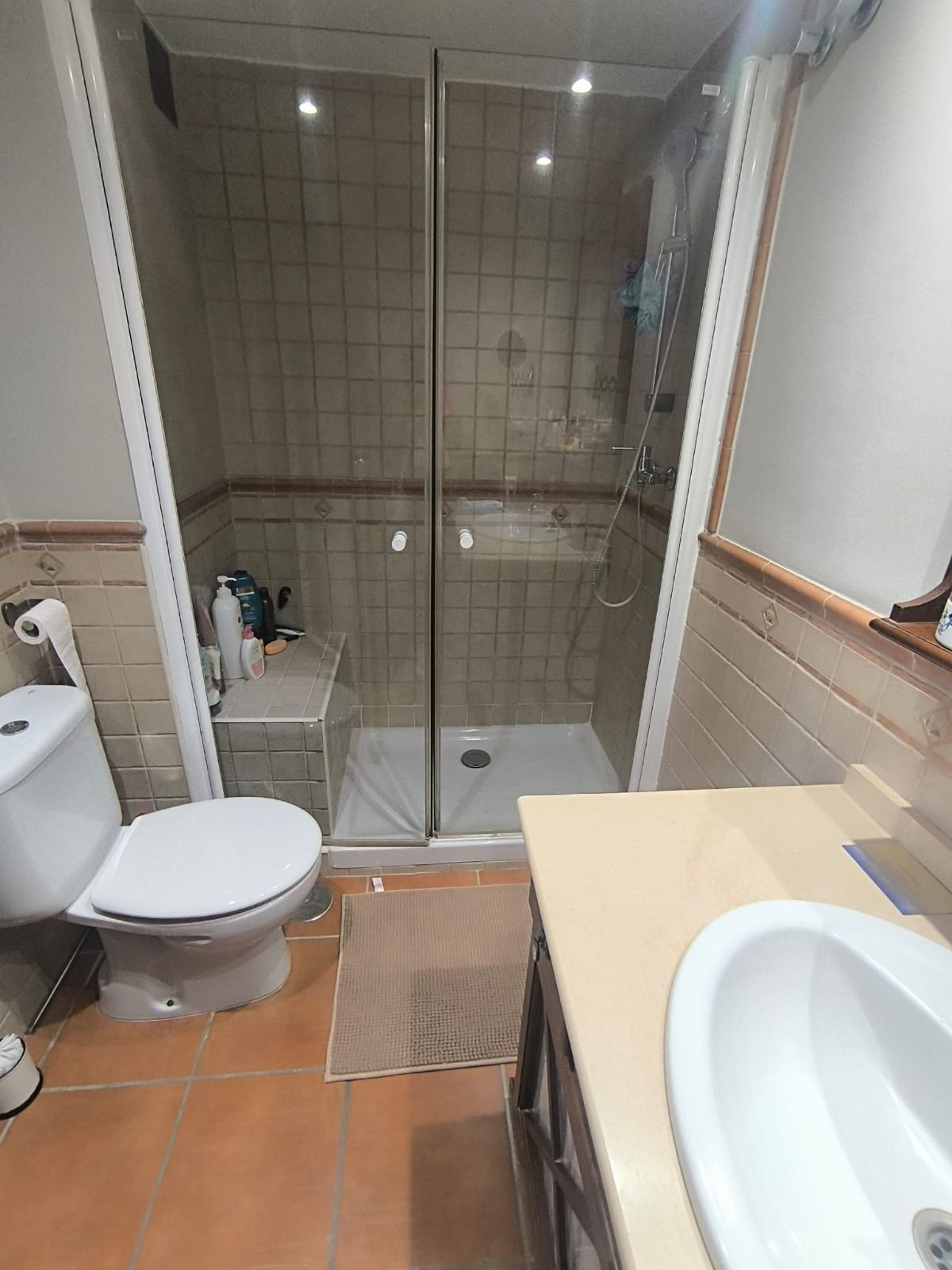 Se vende Apartamento Planta Media de 3 dormitorios en Costa Del Sol, Málaga, España