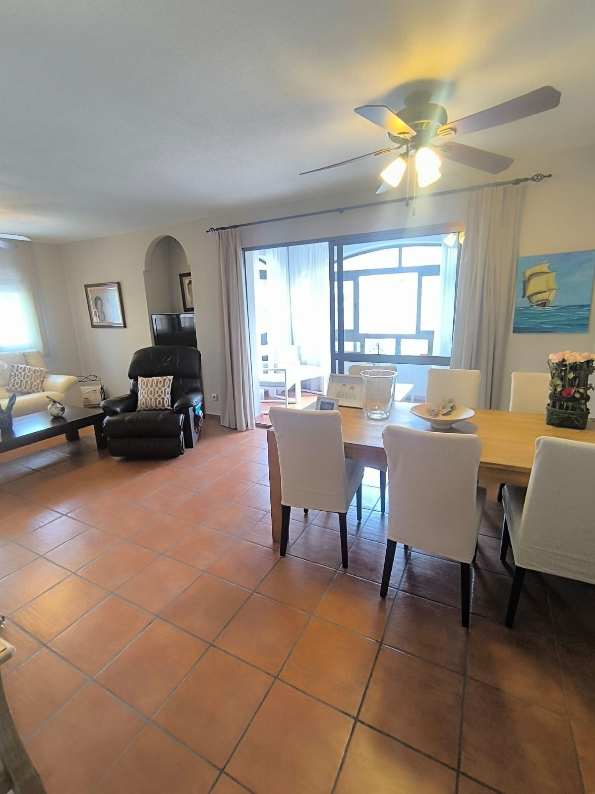 Se vende Apartamento Planta Media de 3 dormitorios en Costa Del Sol, Málaga, España