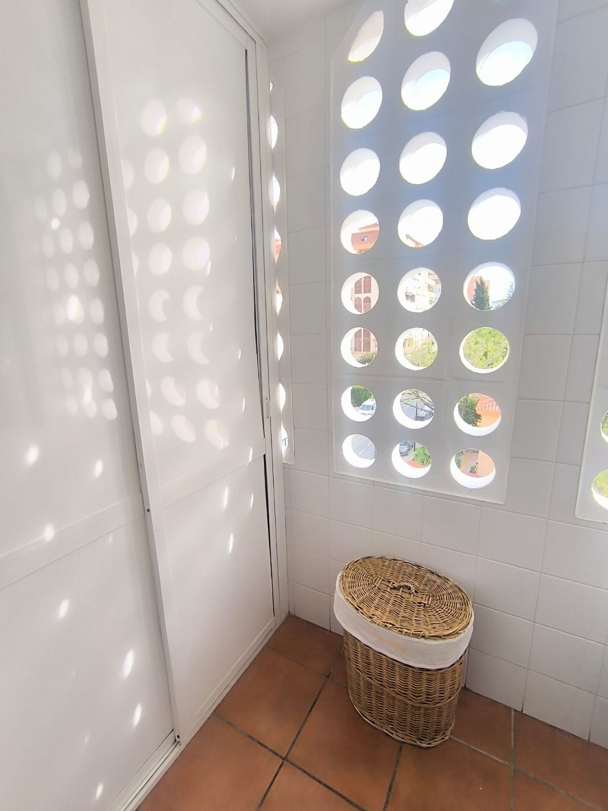 Se vende Apartamento Planta Media de 3 dormitorios en Costa Del Sol, Málaga, España