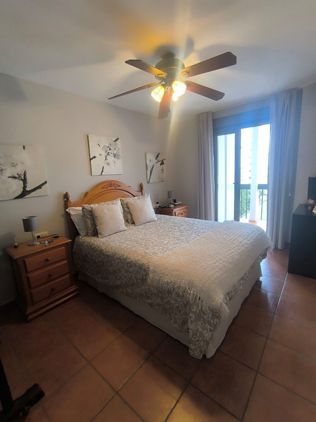 Se vende Apartamento Planta Media de 3 dormitorios en Costa Del Sol, Málaga, España