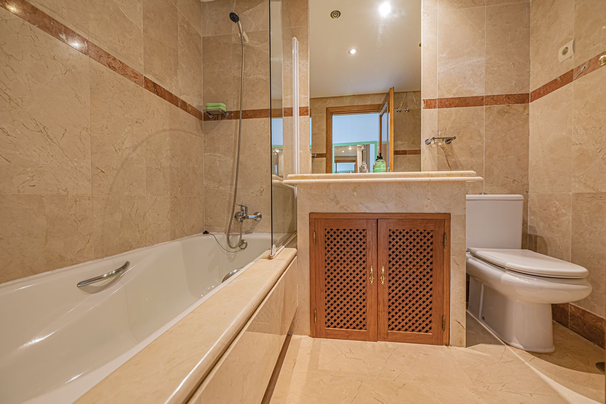 3 Bed Apartment for sale in Costalita Costa Del Sol, Málaga, Spain