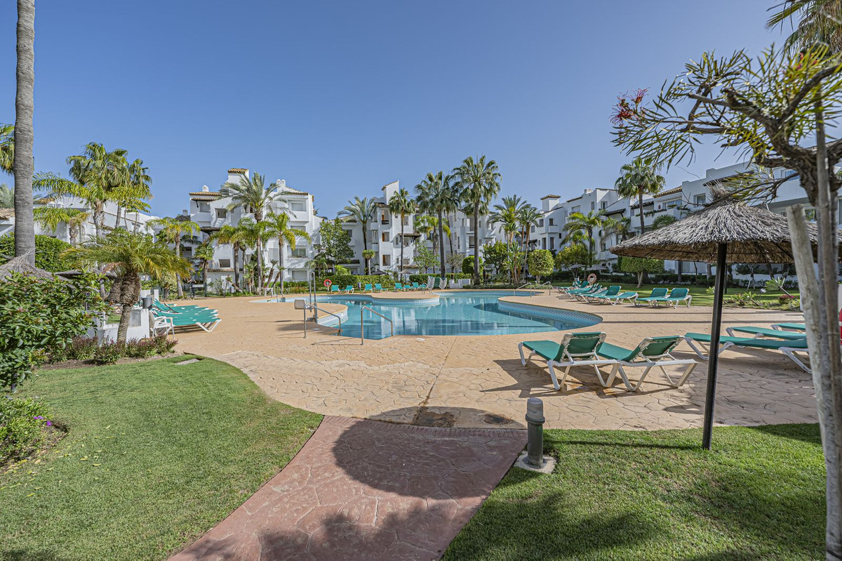 3 Bed Apartment for sale in Costalita Costa Del Sol, Málaga, Spain