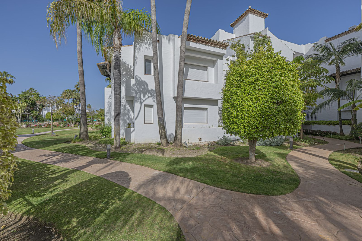 3 Bed Apartment for sale in Costalita Costa Del Sol, Málaga, Spain