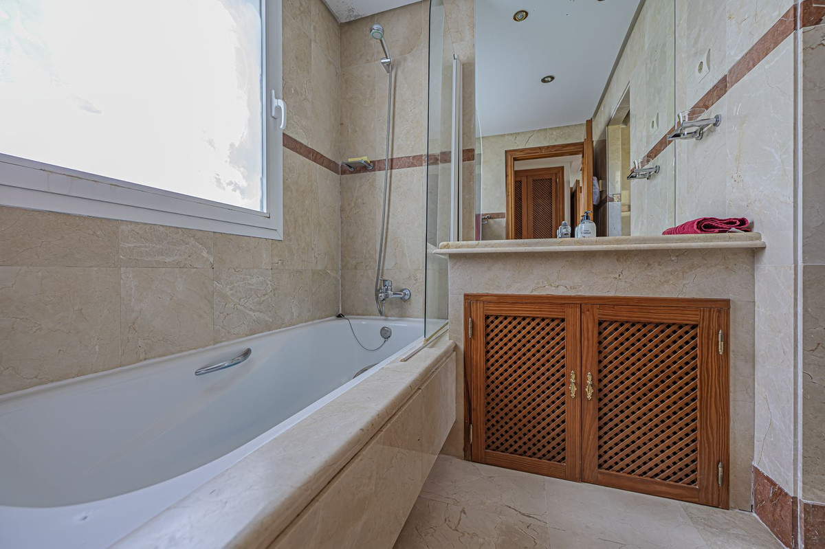 3 Bed Apartment for sale in Costalita Costa Del Sol, Málaga, Spain