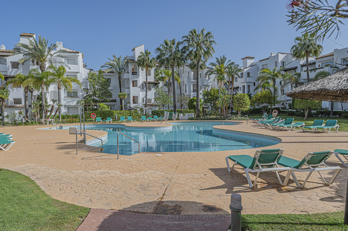 3 Bed Apartment for sale in Costalita Costa Del Sol, Málaga, Spain