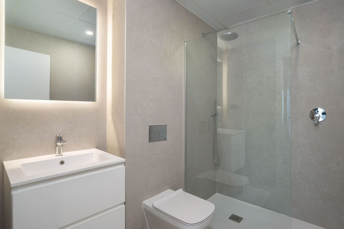 2 Bed Apartment for sale in Altos De Los Monteros Costa Del Sol, Málaga, Spain
