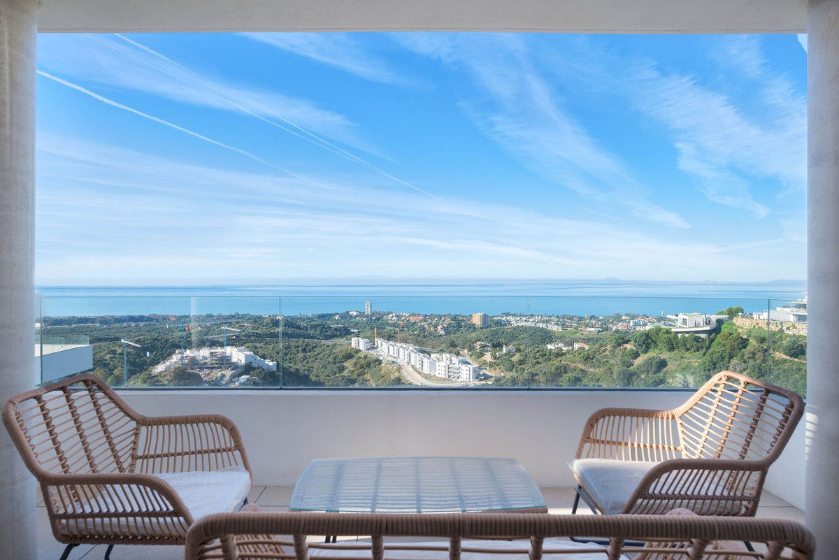 2 Bed Apartment for sale in Altos De Los Monteros Costa Del Sol, Málaga, Spain
