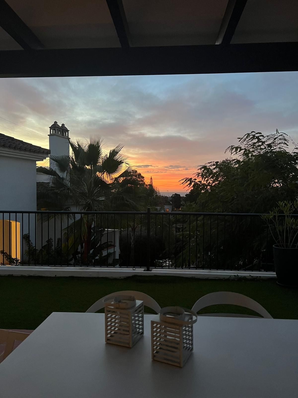 3 Bed Apartment for sale in El Paraiso Costa Del Sol, Málaga, Spain