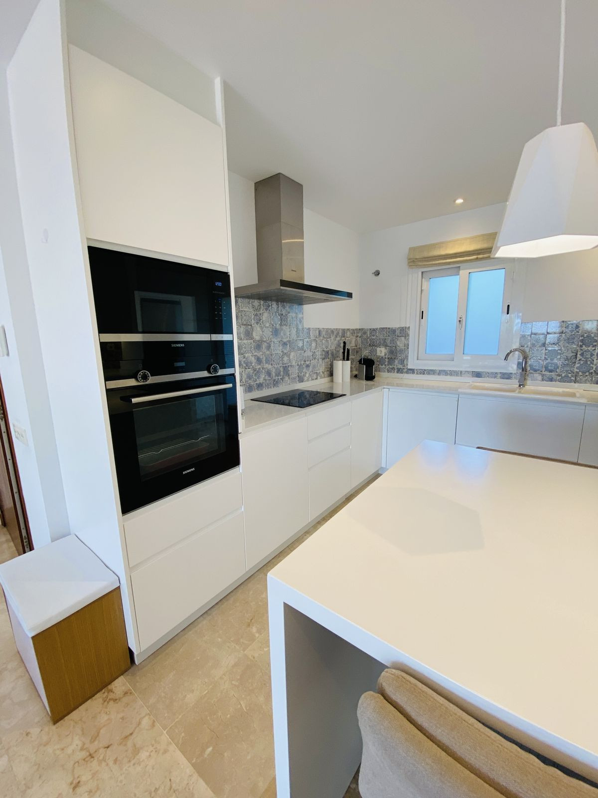 3 Bed Apartment for sale in El Paraiso Costa Del Sol, Málaga, Spain