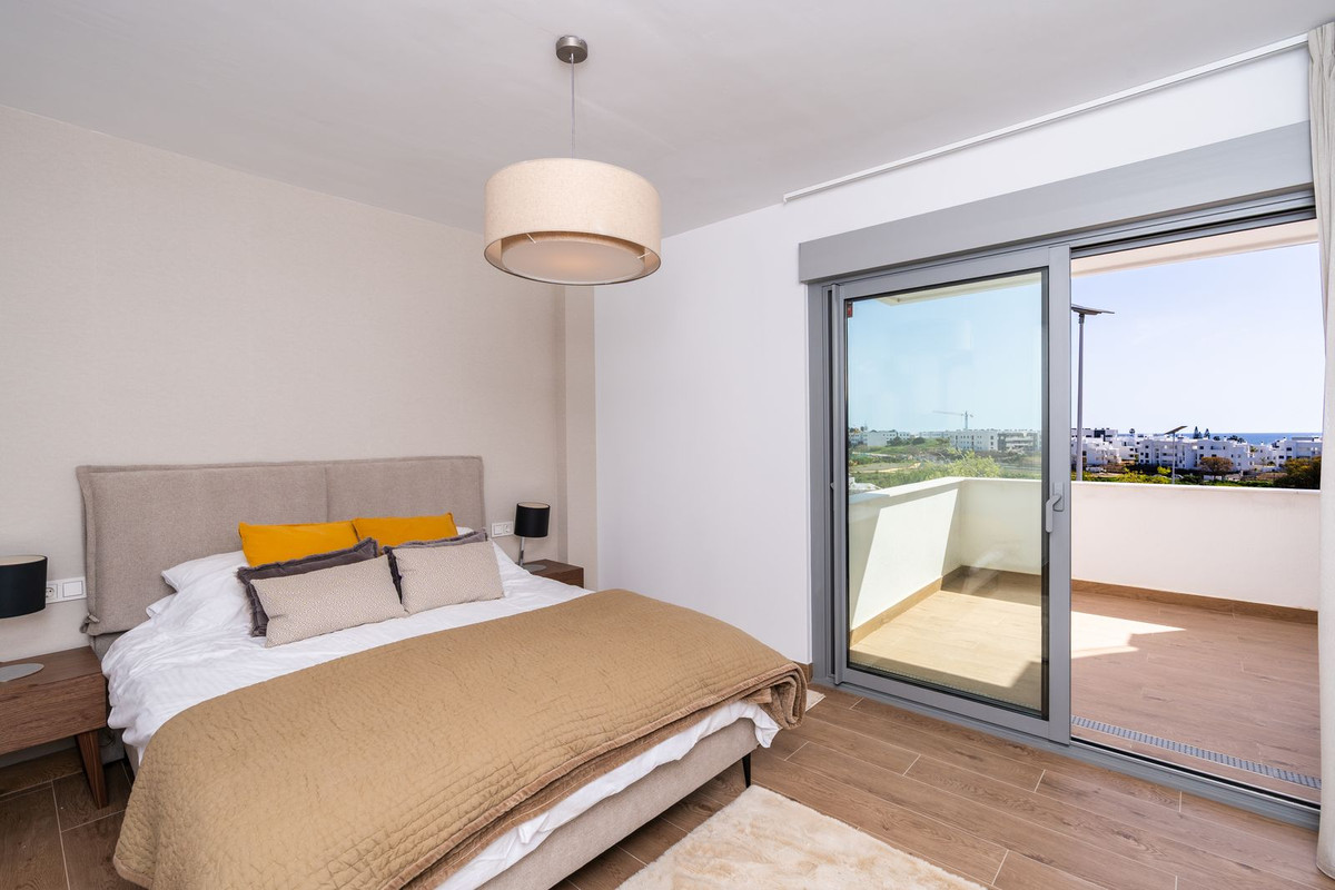 2 Bed Apartment for sale in Estepona Costa Del Sol, Málaga, Spain