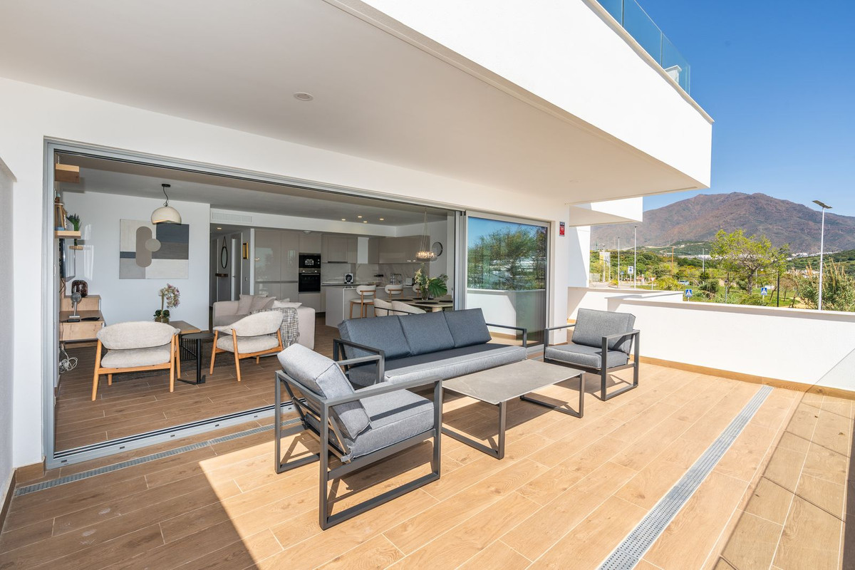 2 Bed Apartment for sale in Estepona Costa Del Sol, Málaga, Spain