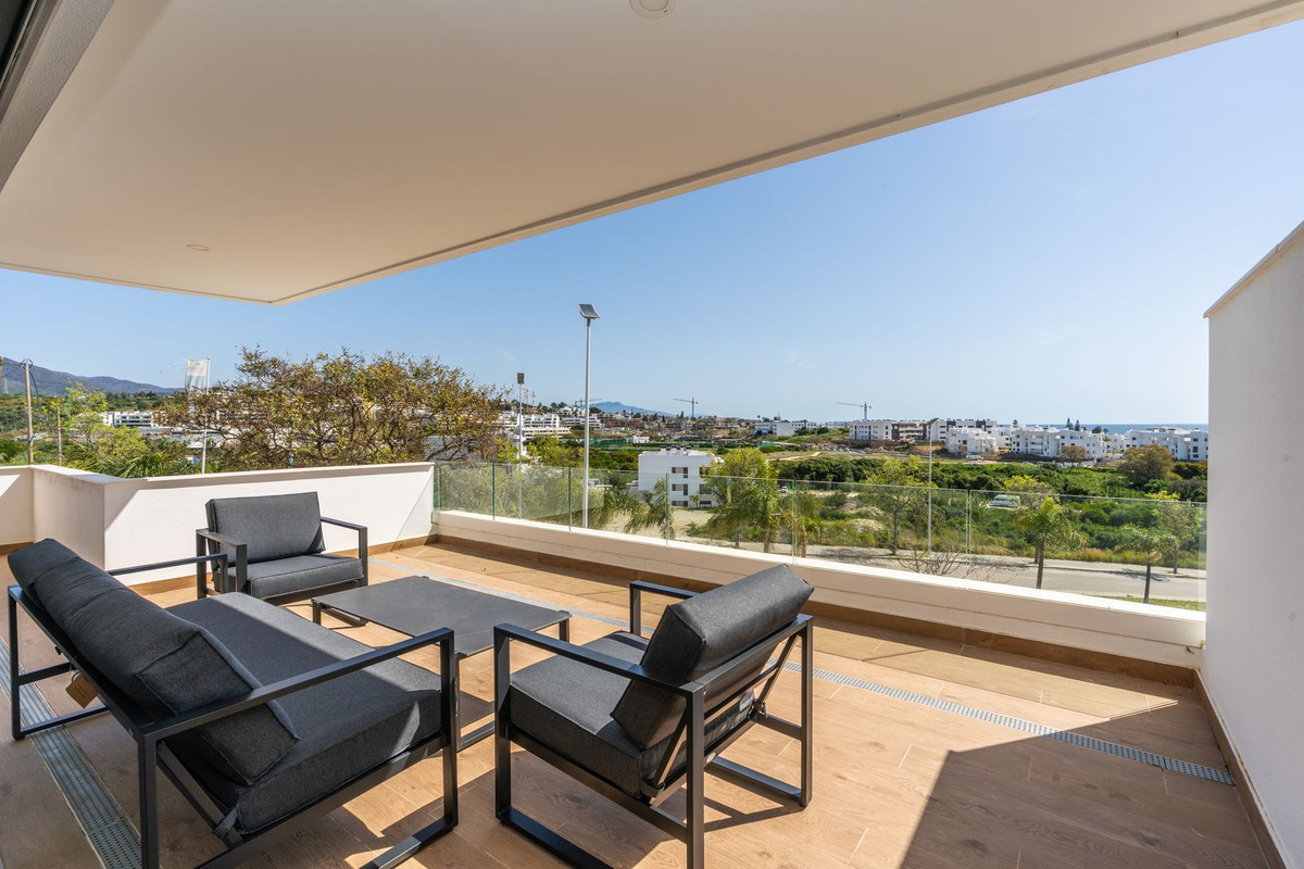 2 Bed Apartment for sale in Estepona Costa Del Sol, Málaga, Spain
