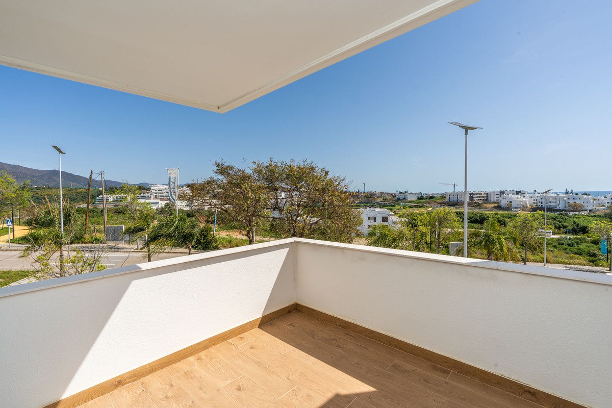 2 Bed Apartment for sale in Estepona Costa Del Sol, Málaga, Spain
