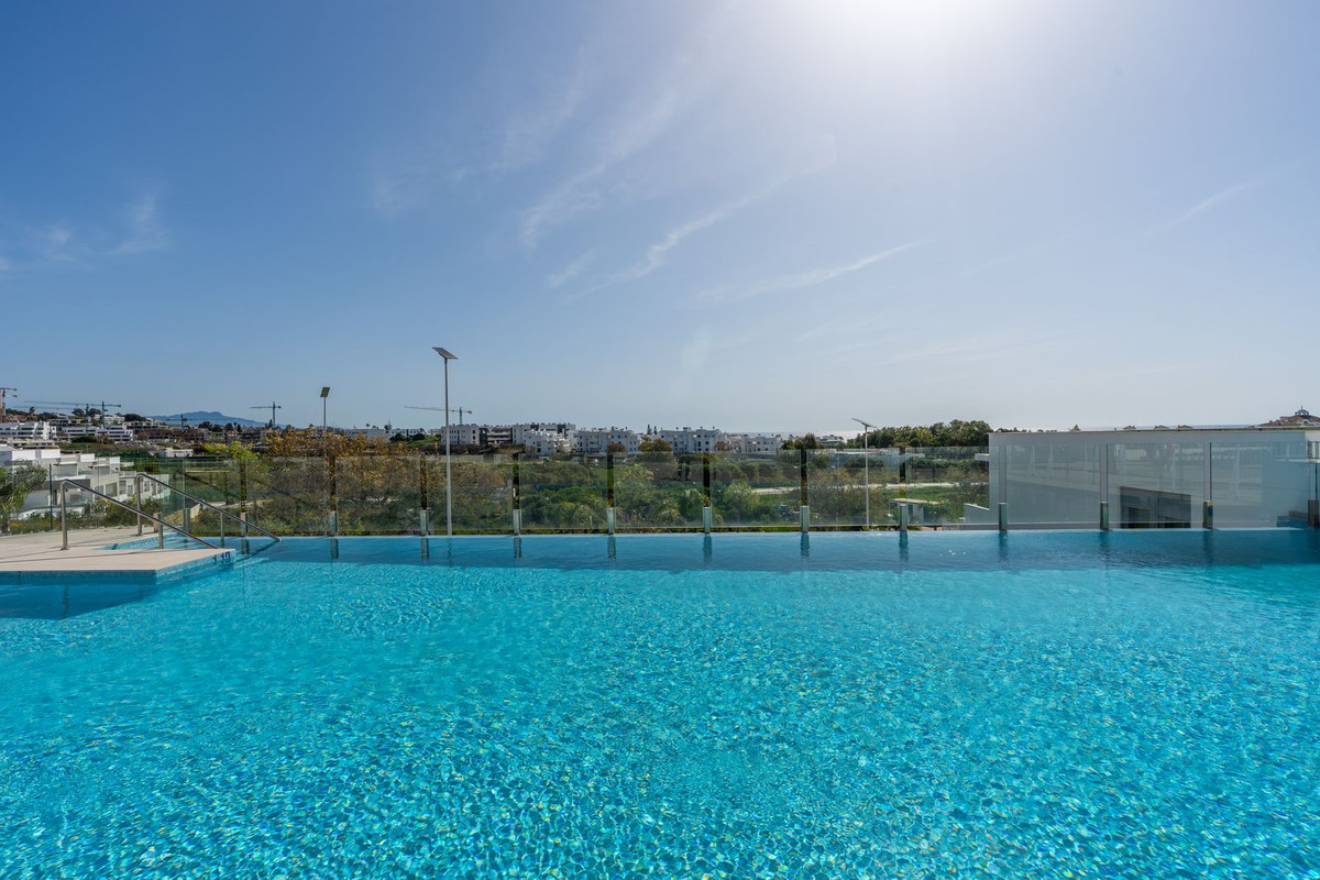 2 Bed Apartment for sale in Estepona Costa Del Sol, Málaga, Spain