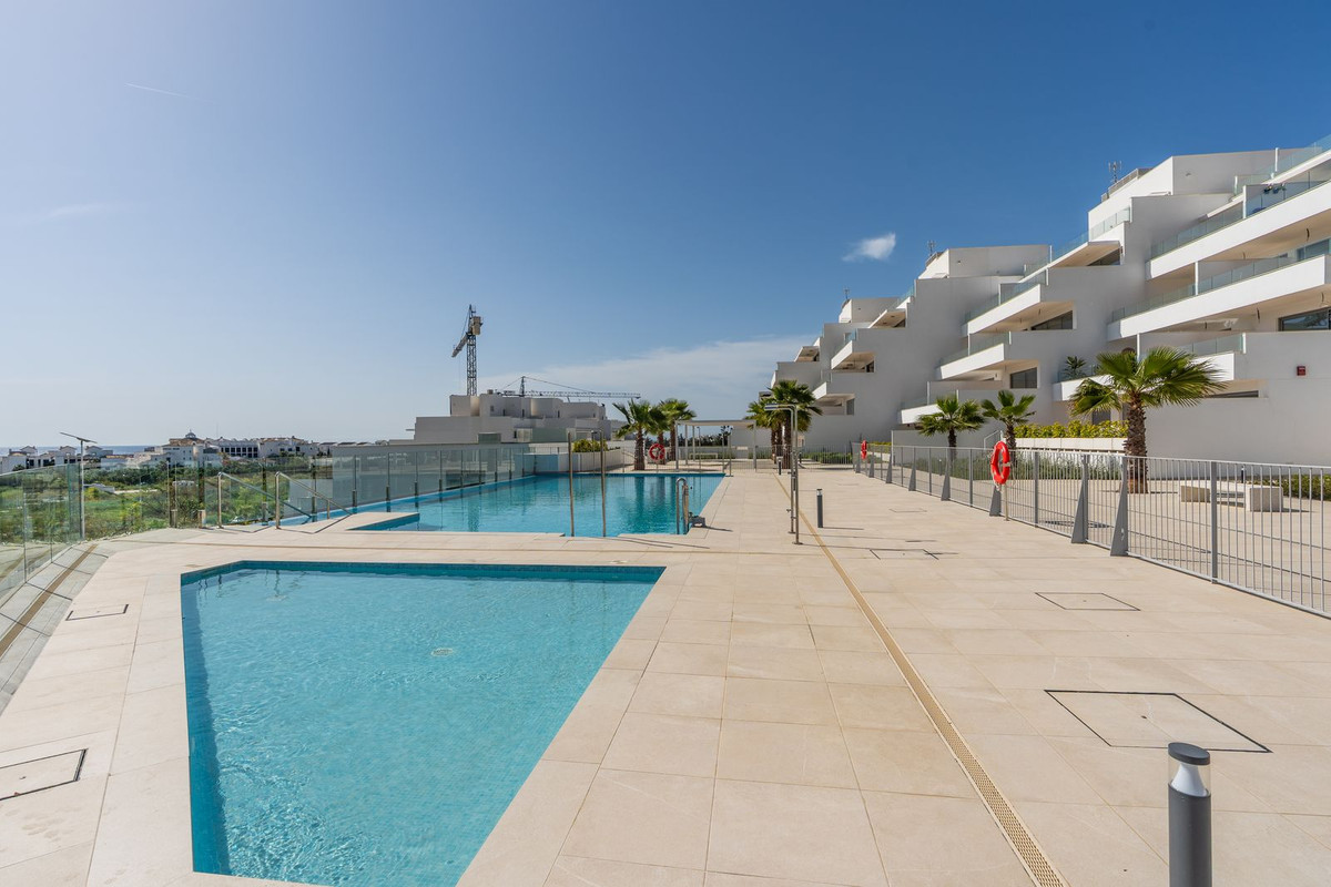 2 Bed Apartment for sale in Estepona Costa Del Sol, Málaga, Spain