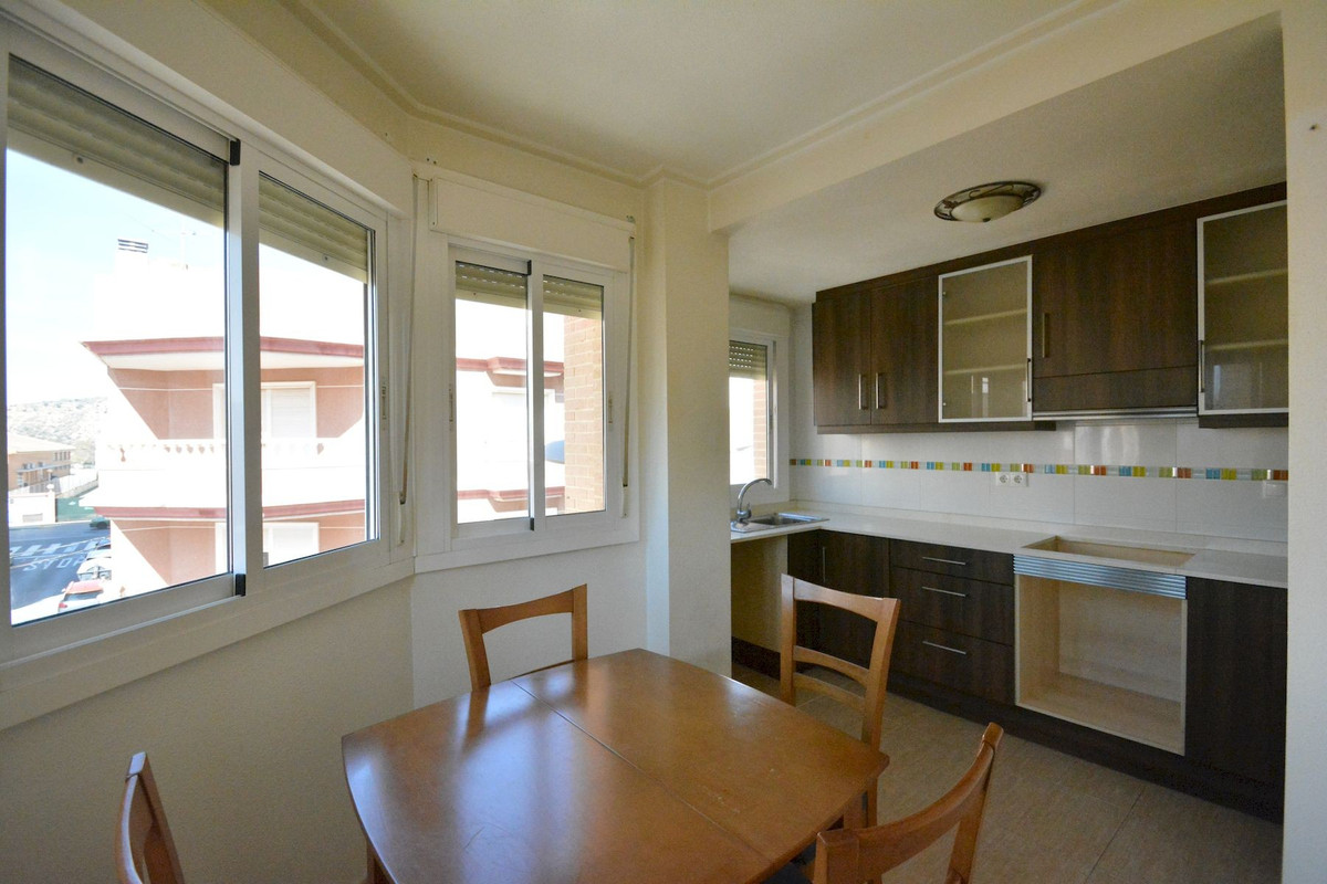Se vende Apartamento Planta Media de 2 dormitorios en Costa Blanca, Alicante, España
