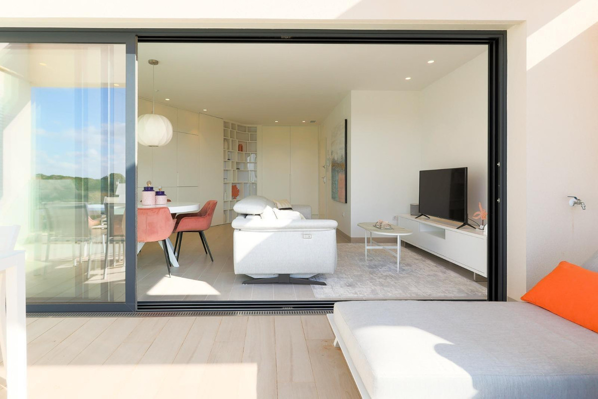 Se vende Apartamento Planta Media de 2 dormitorios en Costa Blanca, Alicante, España
