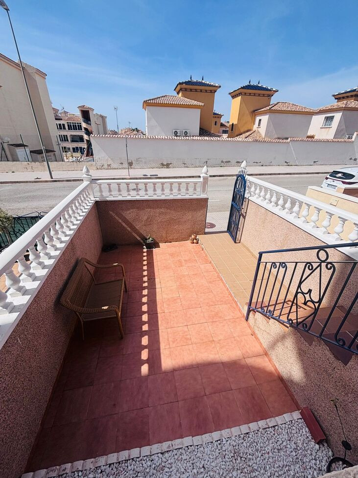 Se vende Apartamento Planta Baja de 2 dormitorios en Costa Blanca, Alicante, España