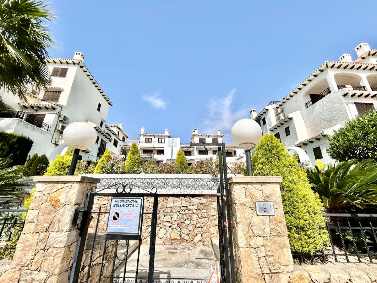 2 Bed Apartment for sale in Cabo Roig Costa Blanca, Alicante, Spain