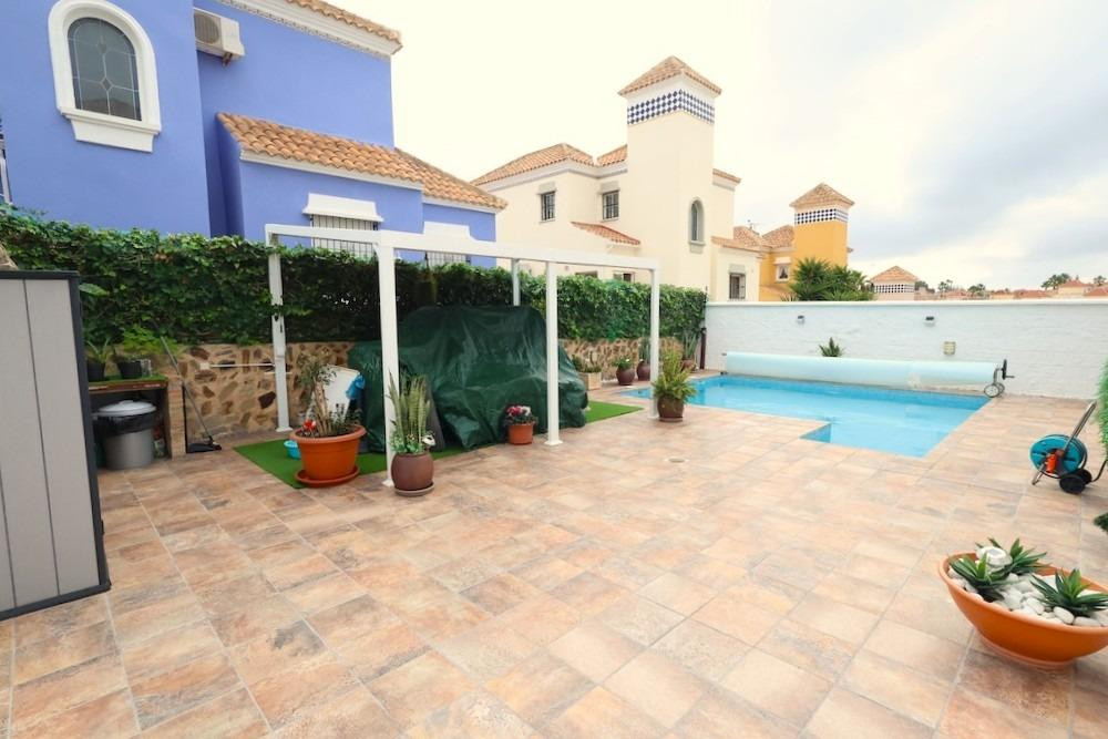 4 Bed Townhouse for sale in San Miguel De Salinas Costa Blanca, Alicante, Spain