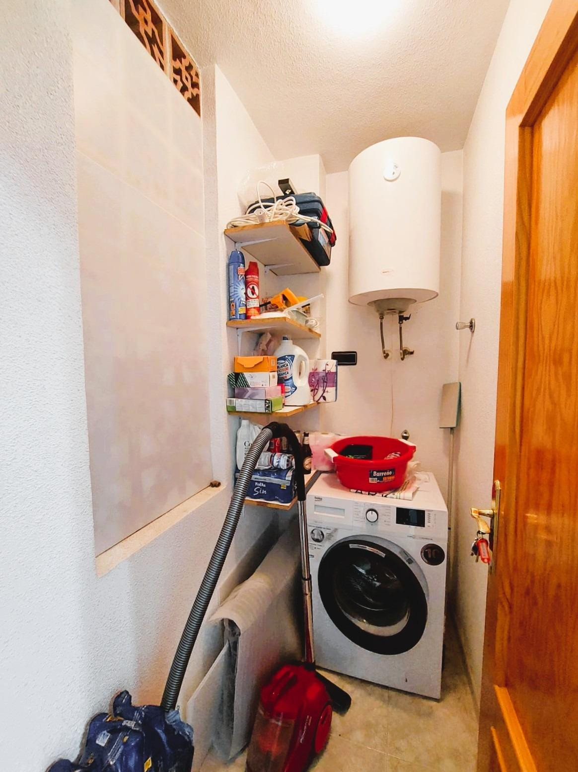 Se vende Apartamento Planta Media de 2 dormitorios en Costa Blanca, Alicante, España