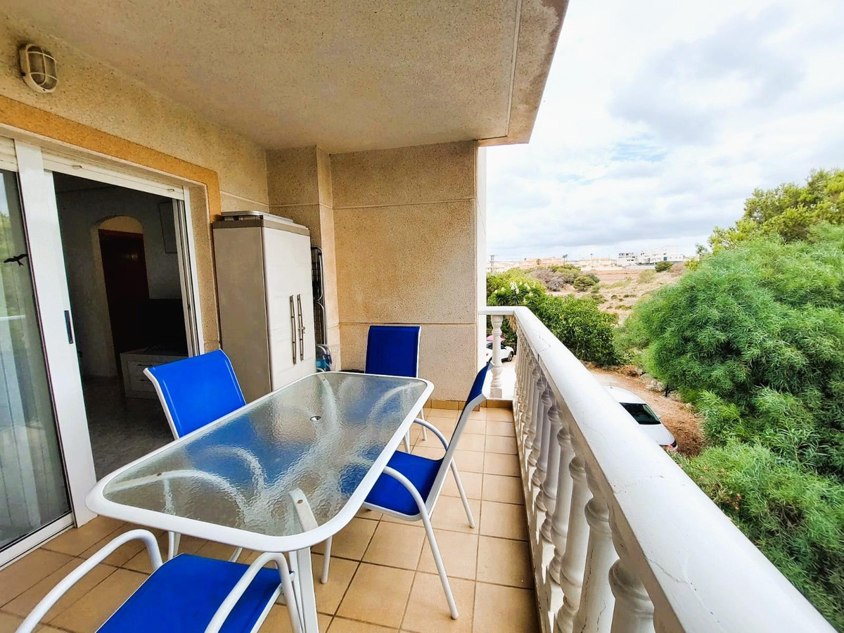 Se vende Apartamento Planta Media de 2 dormitorios en Costa Blanca, Alicante, España